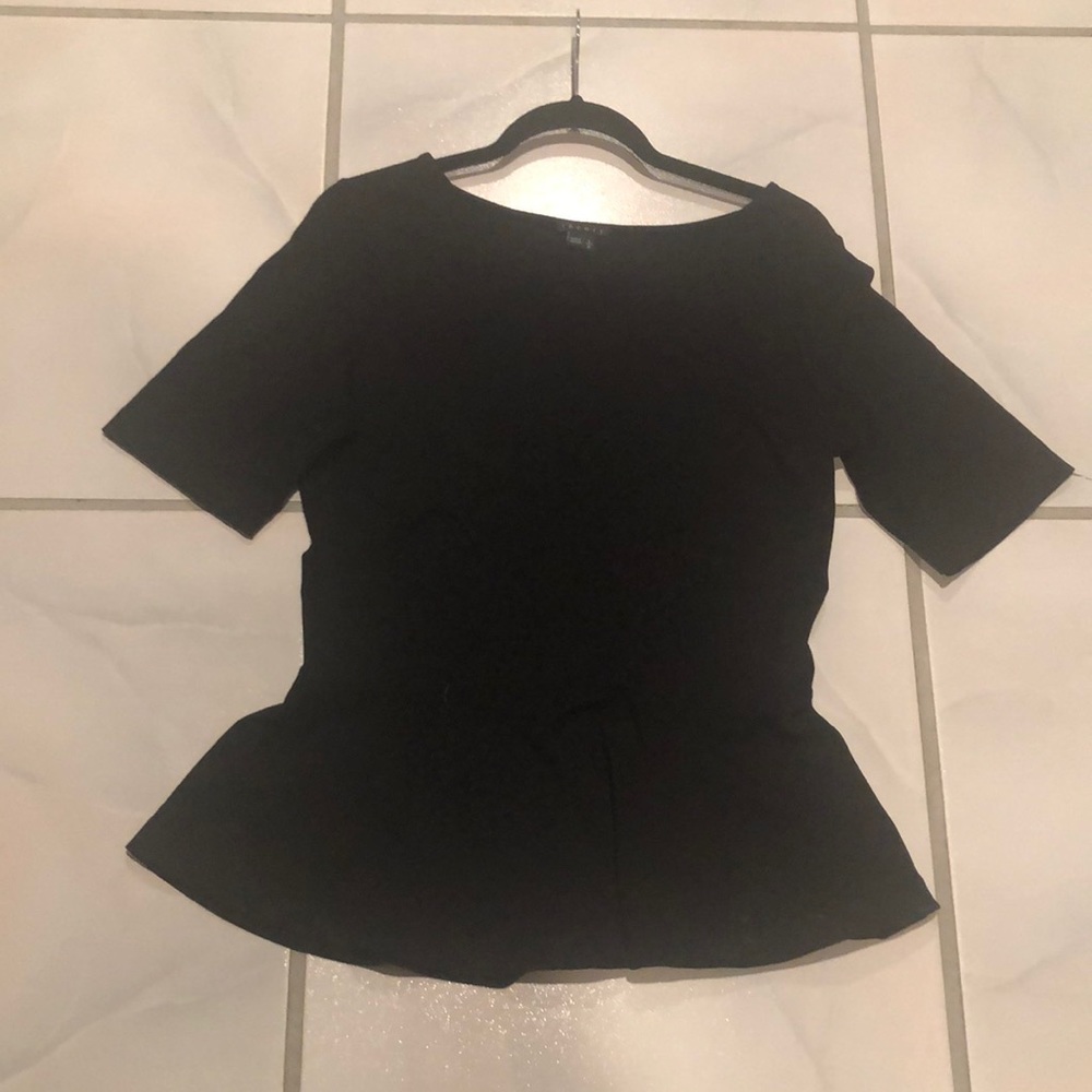 Theory Lg.  Peplum stretch shirt.